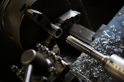 リーマ加工とは？ 高精度な穴あけに欠かせないトラブルへの対処法